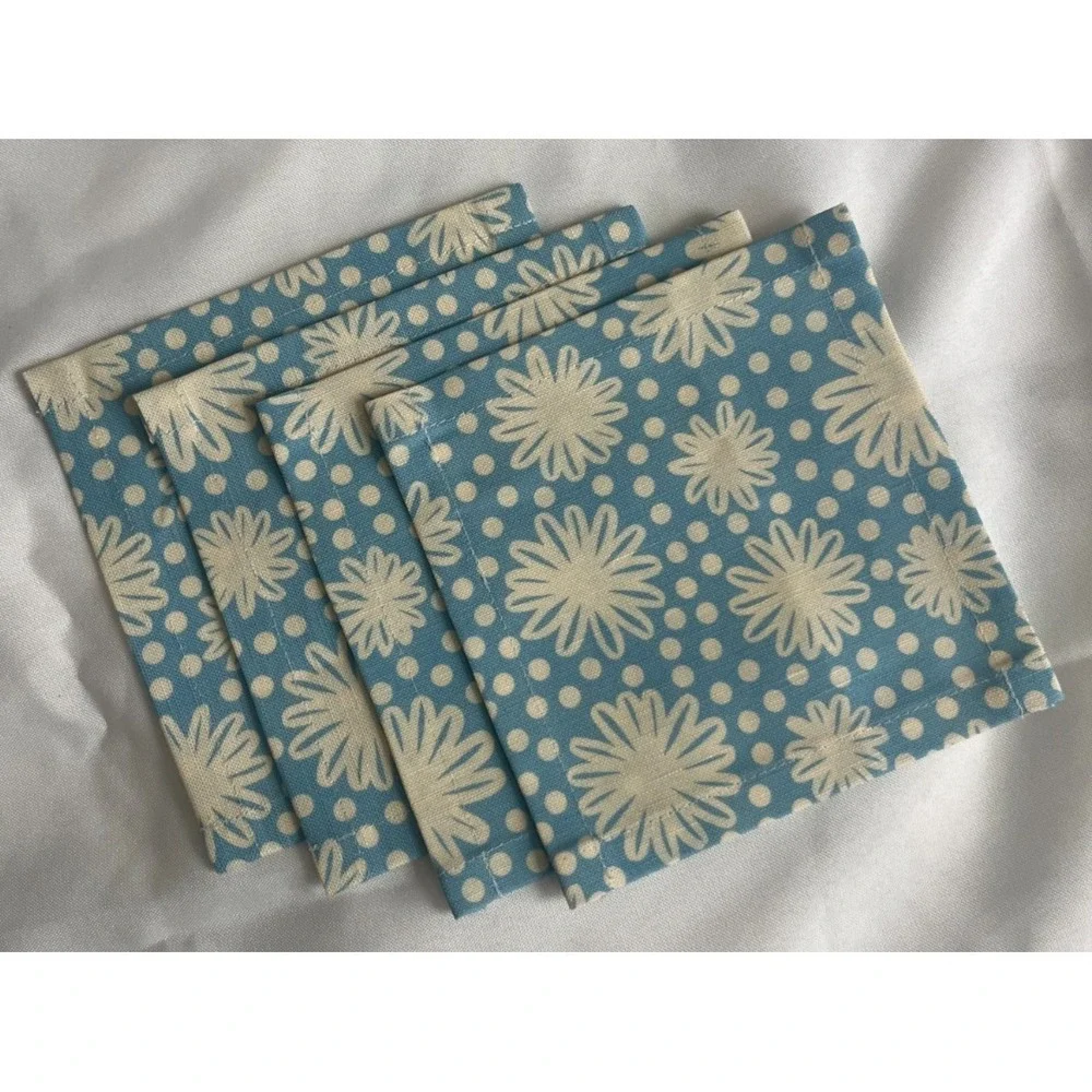 tracy schifeling snow‎ cap daisy cocktail napkins set of 4